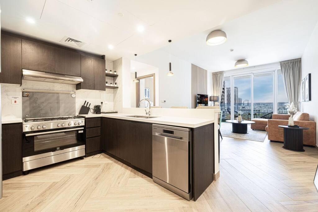 דירות דובאי Chic 2 Bed Near Trade Centre With 5 Star Amenities מראה חיצוני תמונה